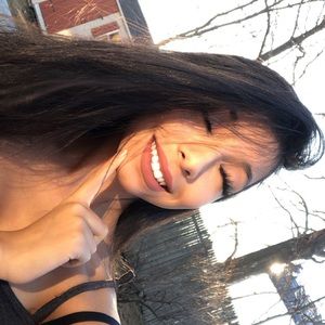 Meet your Posher, Lianna